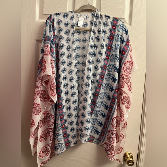 Maurices Sweaters - Maurices Boho White and Blue Patterned Kimono Onesize